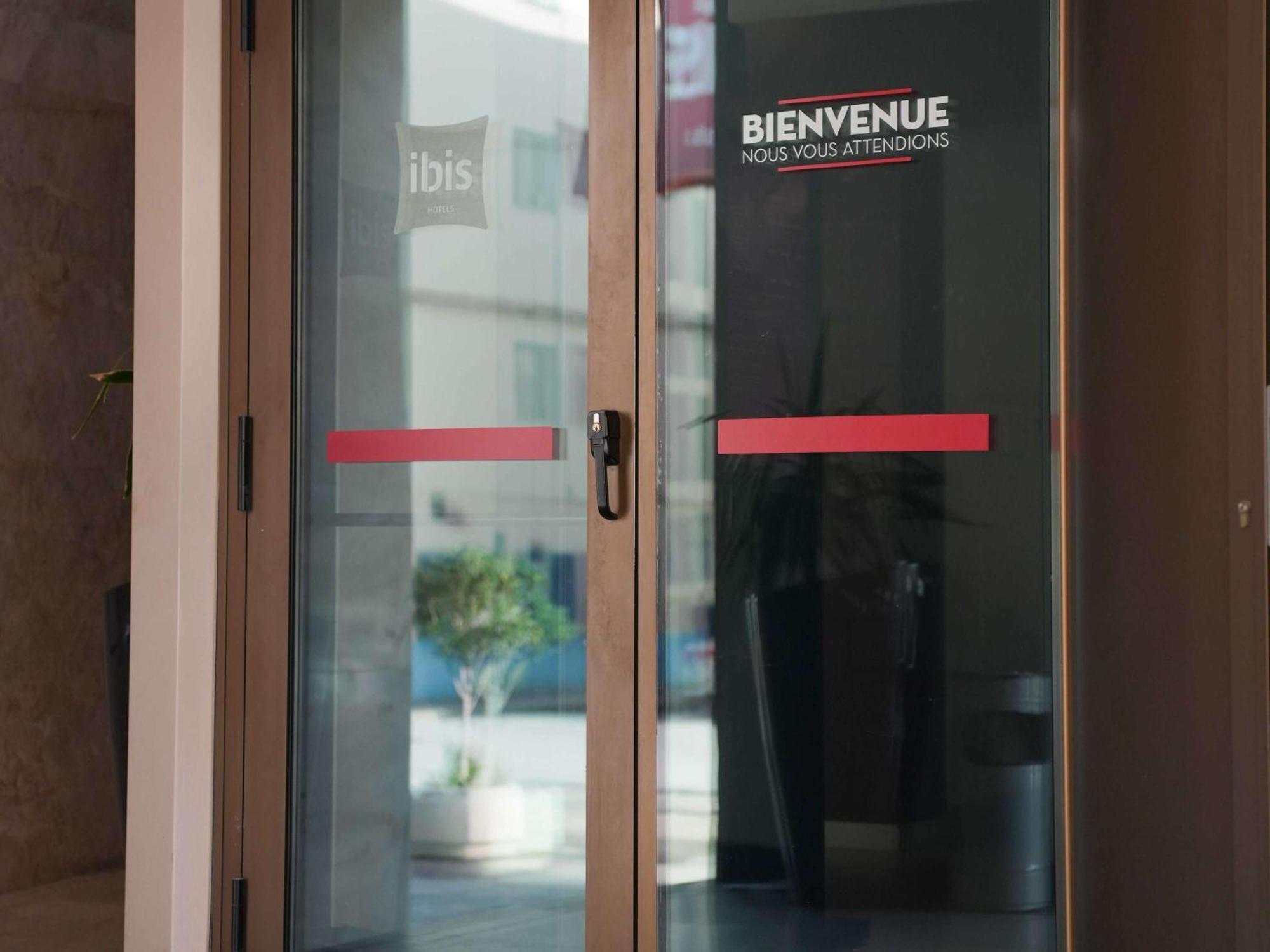 Hotel Ibis Tunis Zewnętrze zdjęcie